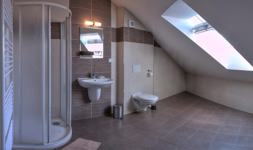 Penzion Na Dlouhe Uherské Hradiště Quarto foto